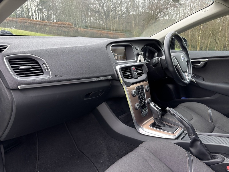 Volvo V40 T5 Cross Country Pro Awd - U11658