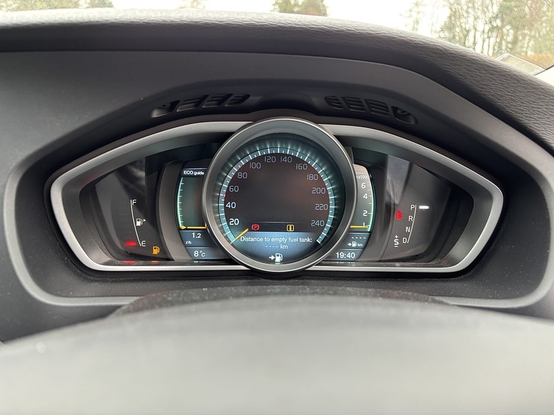 Volvo V40 T5 Cross Country Pro Awd - U11658