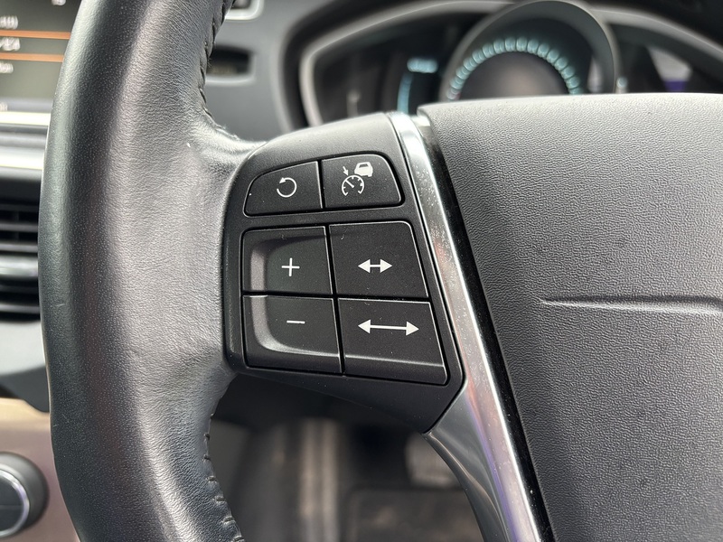 Volvo V40 T5 Cross Country Pro Awd - U11658