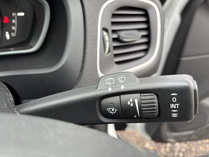 Volvo V40 T5 Cross Country Pro Awd - U11658