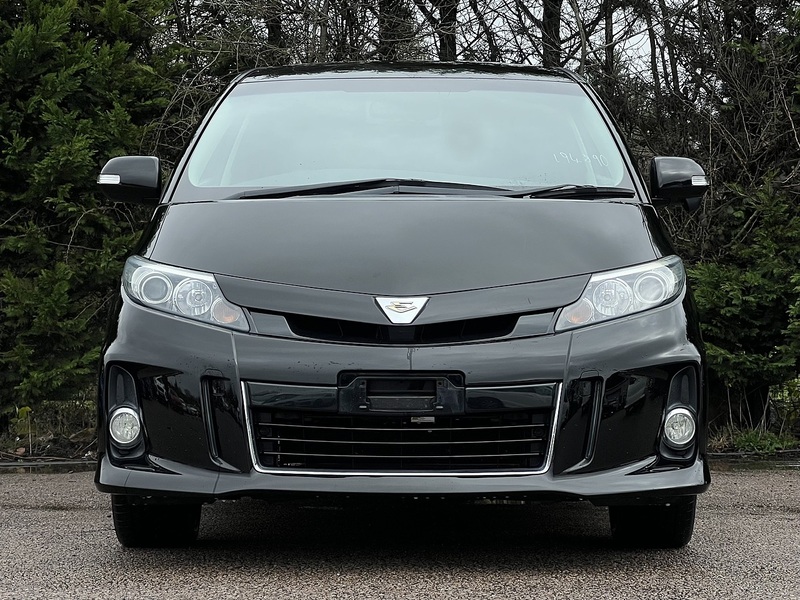 Toyota Estima  - U11659