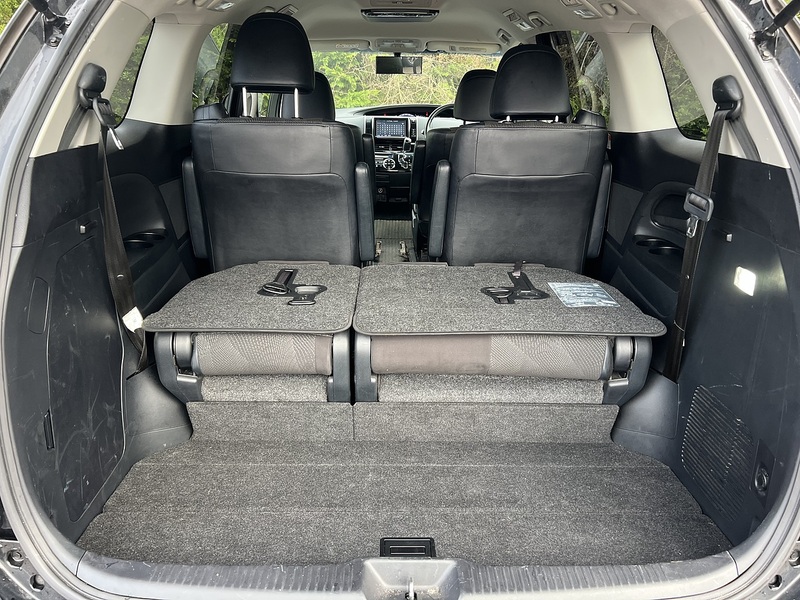 Toyota Estima  - U11659