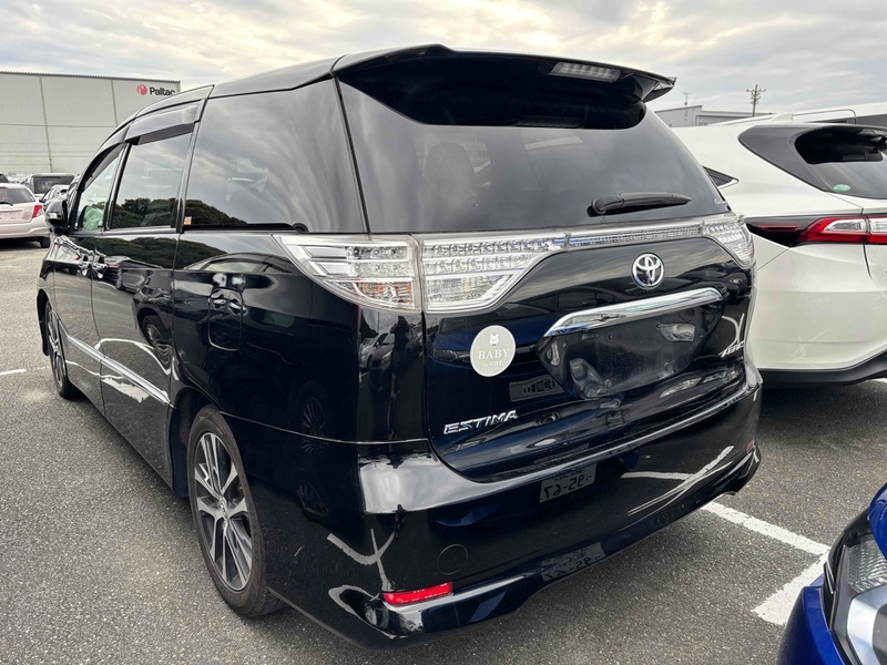 Toyota Estima  - U11659