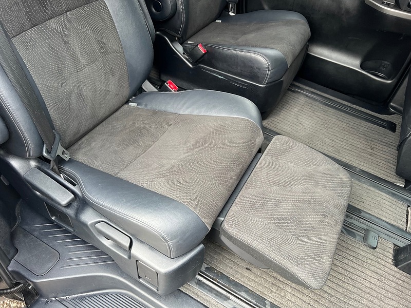Toyota Estima Aeras Premium Edition - U11661