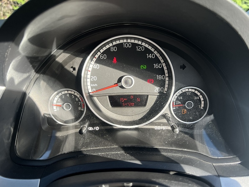 Volkswagen Up High Up - U11665