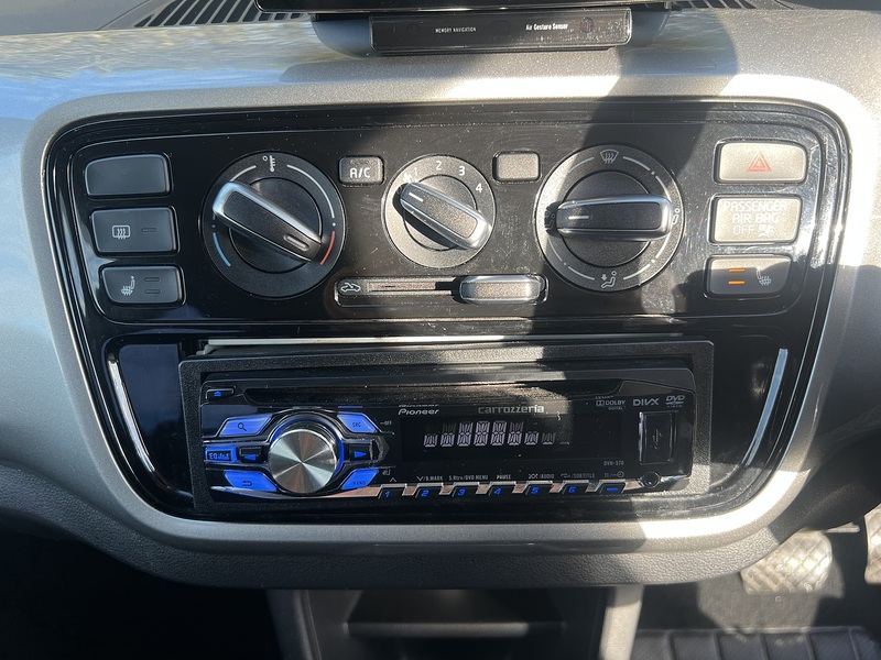 Volkswagen Up High Up - U11665