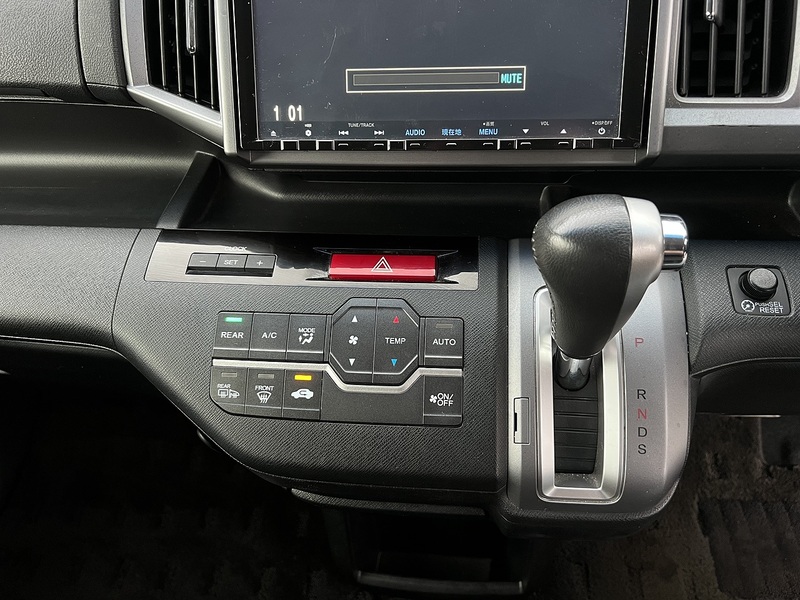 Honda Stepwagon Spada Z Cool Spirit - U11666