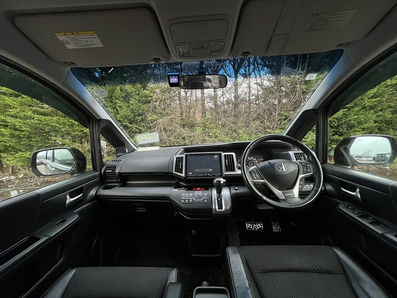 Honda Stepwagon Spada Z Cool Spirit - U11666