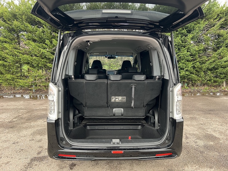 Honda Stepwagon Spada Z Cool Spirit - U11666