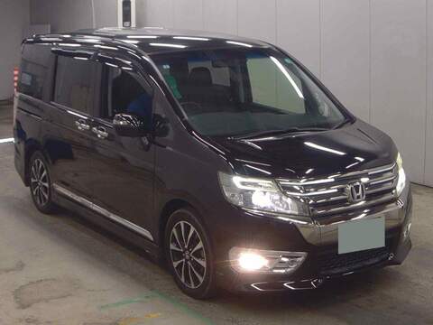 Honda Stepwagon Spada Z 2.0 Automatic 2.0
