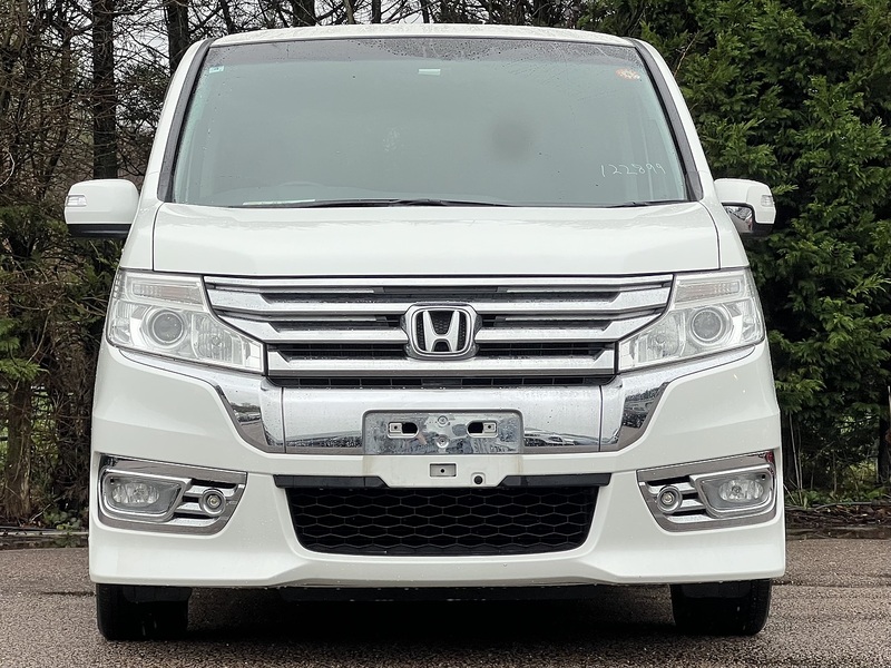 Honda Stepwagon Spada Z - U11667