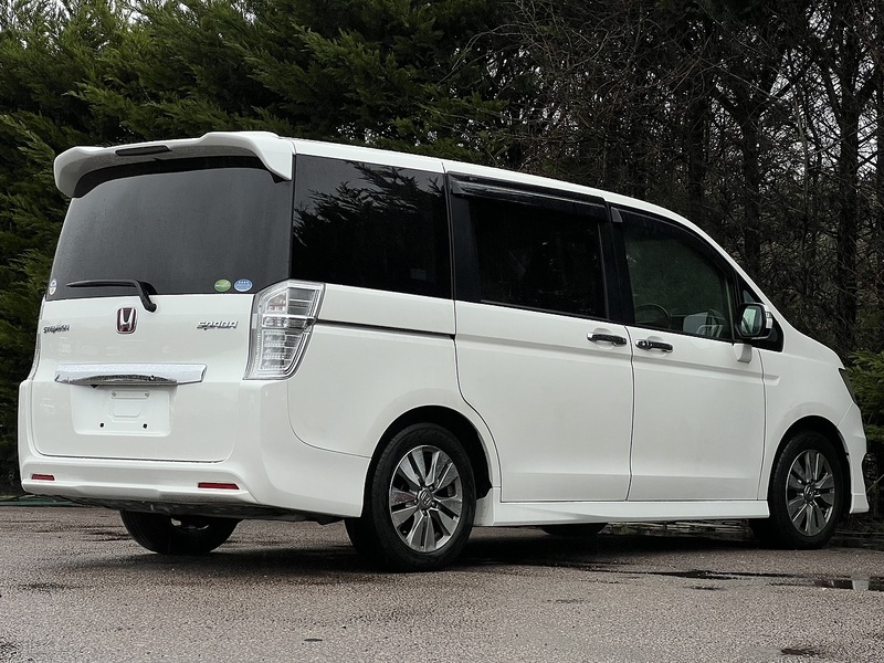 Honda Stepwagon Spada Z - U11667