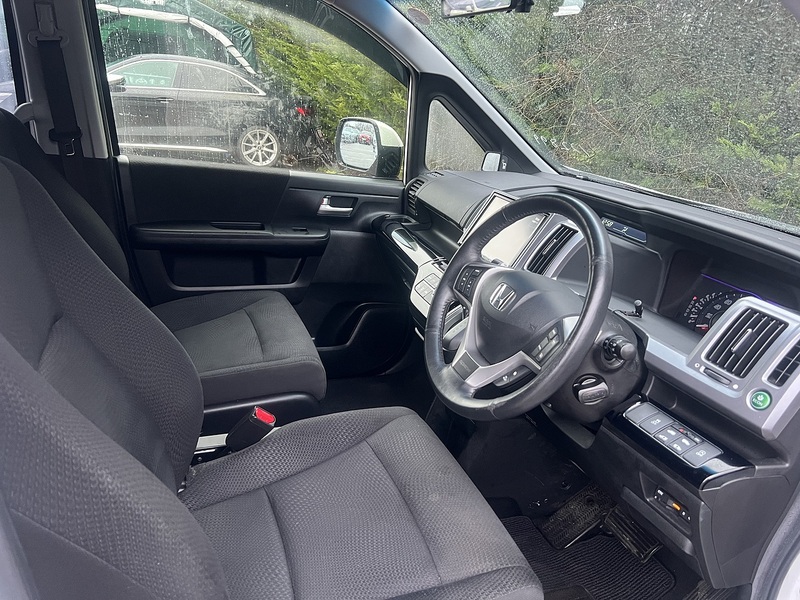 Honda Stepwagon Spada Z - U11667