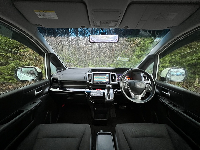 Honda Stepwagon Spada Z - U11667