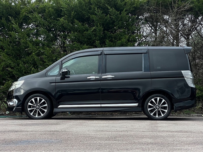 Honda Stepwagon Spada Z Cool Spirit - U11669