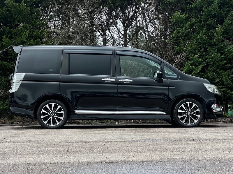 Honda Stepwagon Spada Z Cool Spirit - U11669