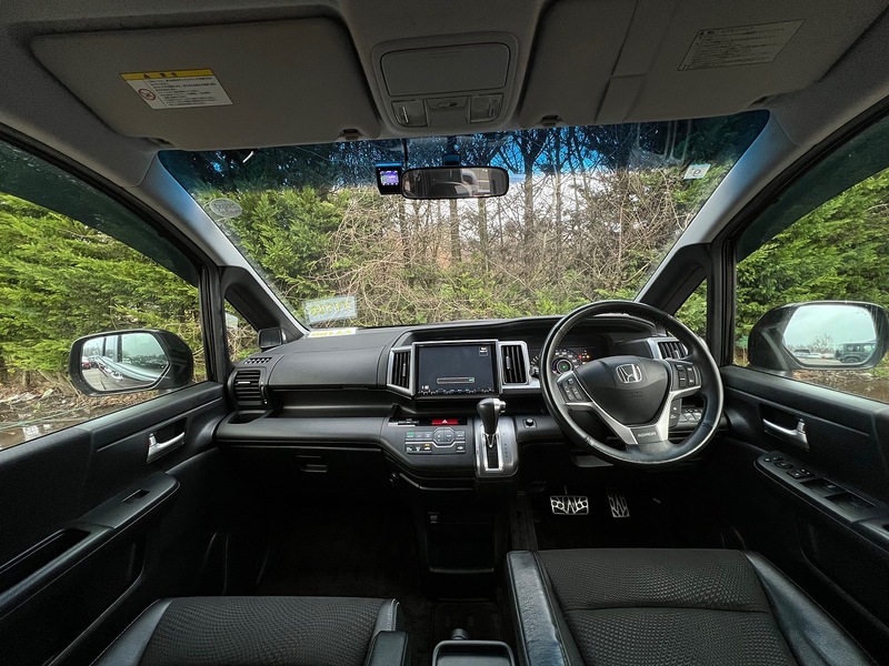 Honda Stepwagon Spada Z Cool Spirit - U11669