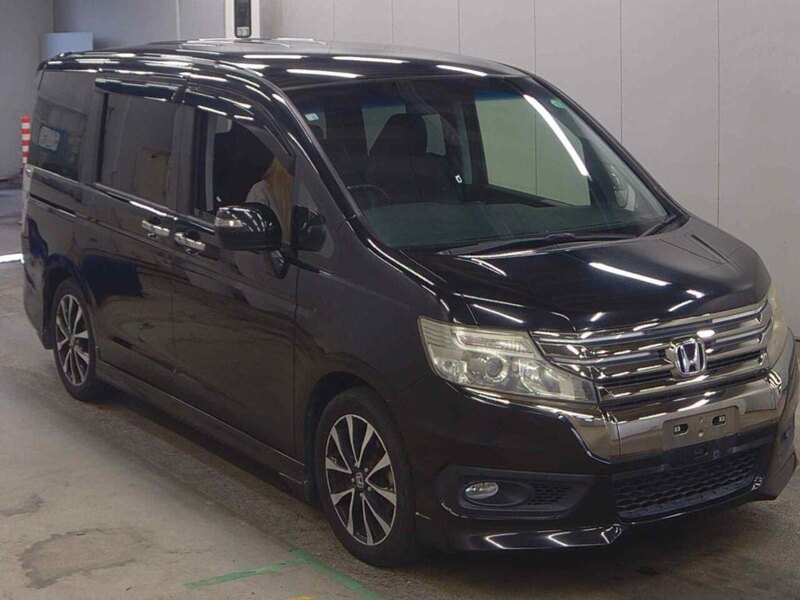 Honda Stepwagon Spada Z Cool Spirit - U11669