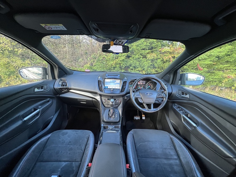 Ford Kuga TDCi ST-Line - U11672