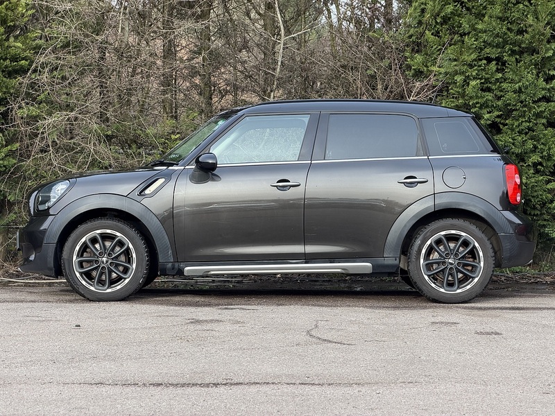 Mini Mini Cooper Crossover - U11673