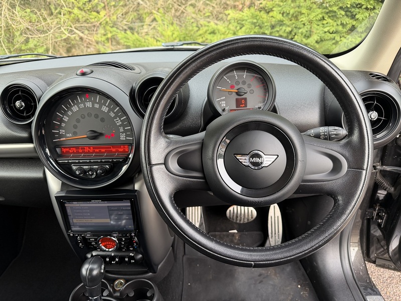 Mini Mini Cooper Crossover - U11673