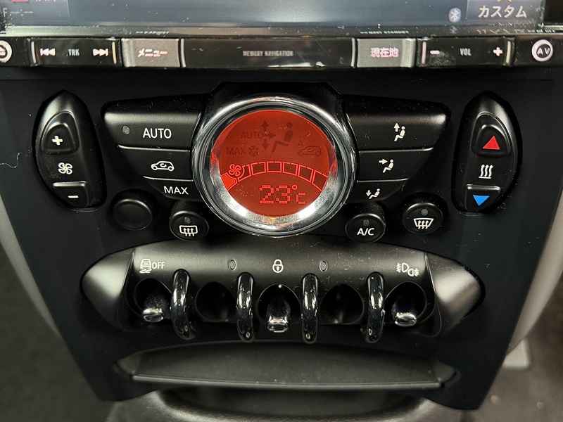 Mini Mini Cooper Crossover - U11673