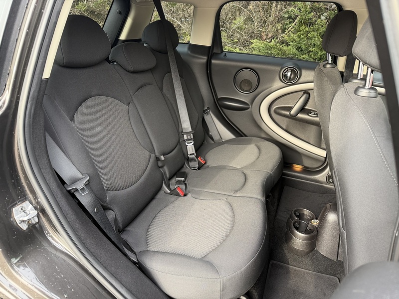 Mini Mini Cooper Crossover - U11673