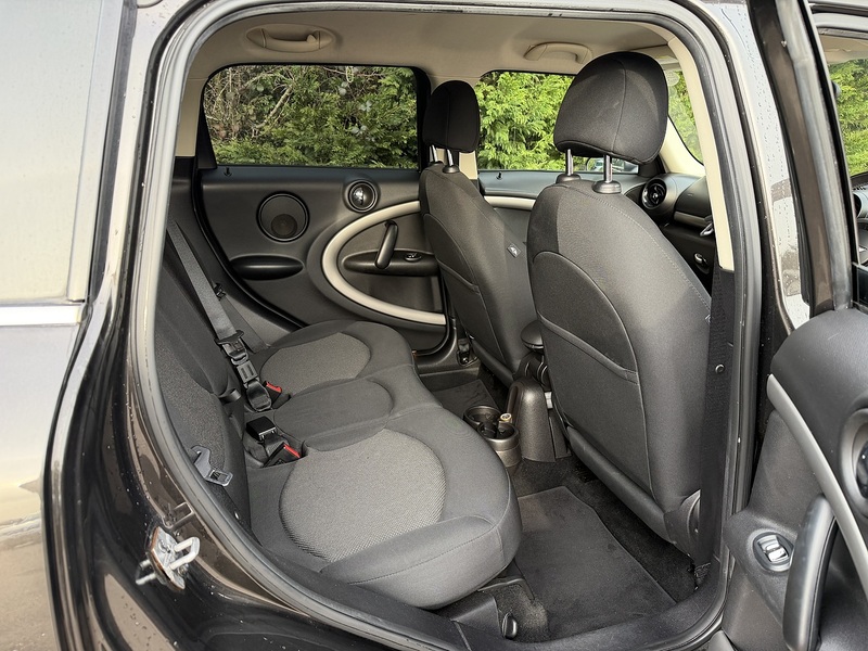 Mini Mini Cooper Crossover - U11673