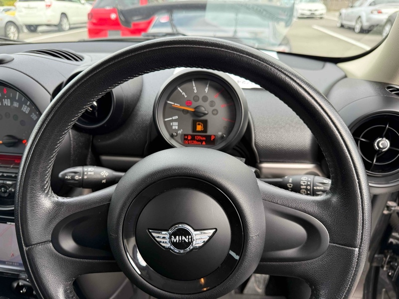 Mini Mini Cooper Crossover - U11673