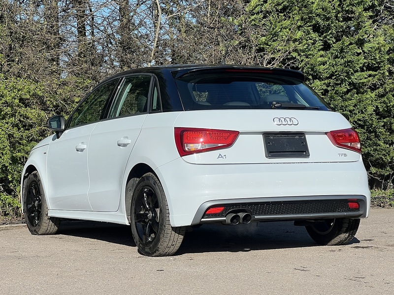 Audi A1 Sportback Tfsi S Line - U11674