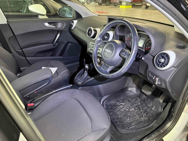 Audi A1 Sportback Tfsi Sport - U11674