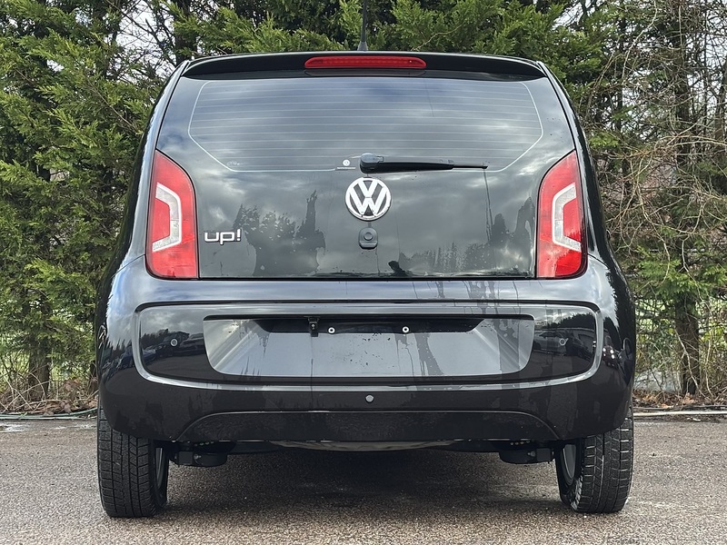 Volkswagen Up High Up - U11675