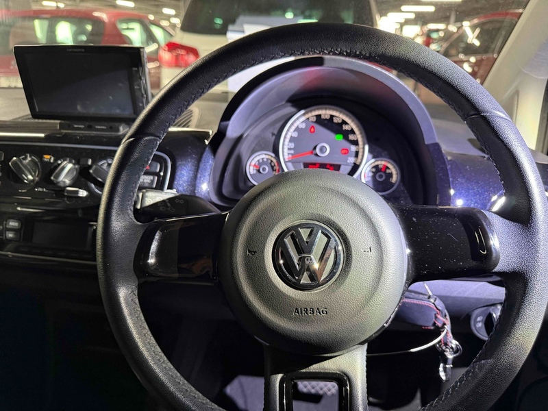 Volkswagen Up High Up - U11675