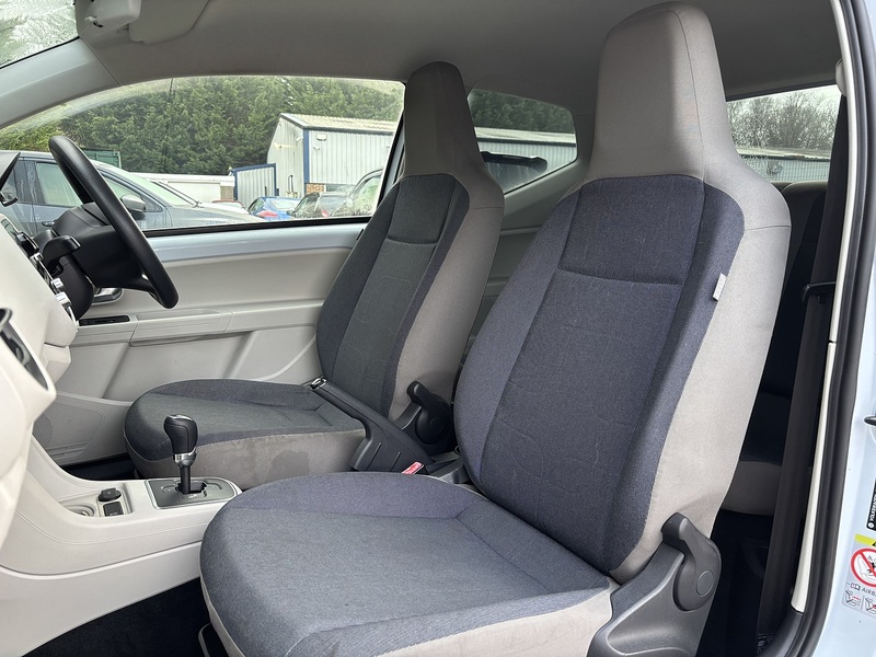 Volkswagen Up Move Up - U11678