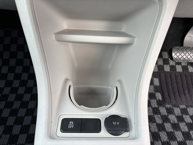 Volkswagen Up Move Up - U11678