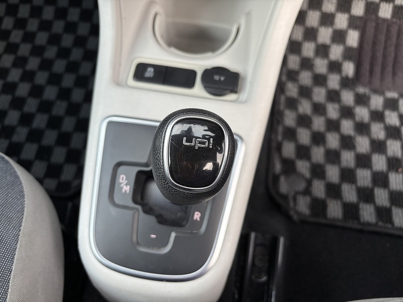 Volkswagen Up Move Up - U11678