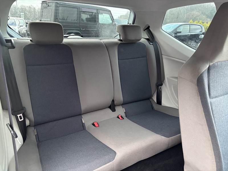 Volkswagen Up Move Up - U11678