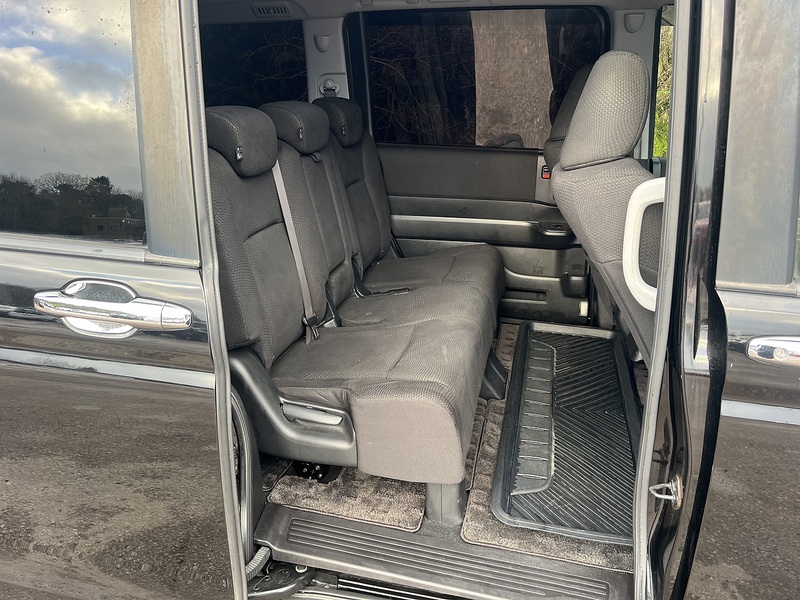 Honda Stepwagon Z - U11679