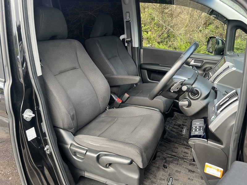 Honda Stepwagon Z - U11679
