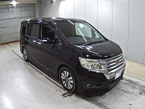 Honda Stepwagon Spada Z 2.0 Automatic 2.0