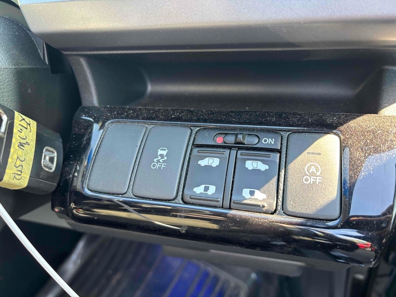 Honda Stepwagon Z - U11679