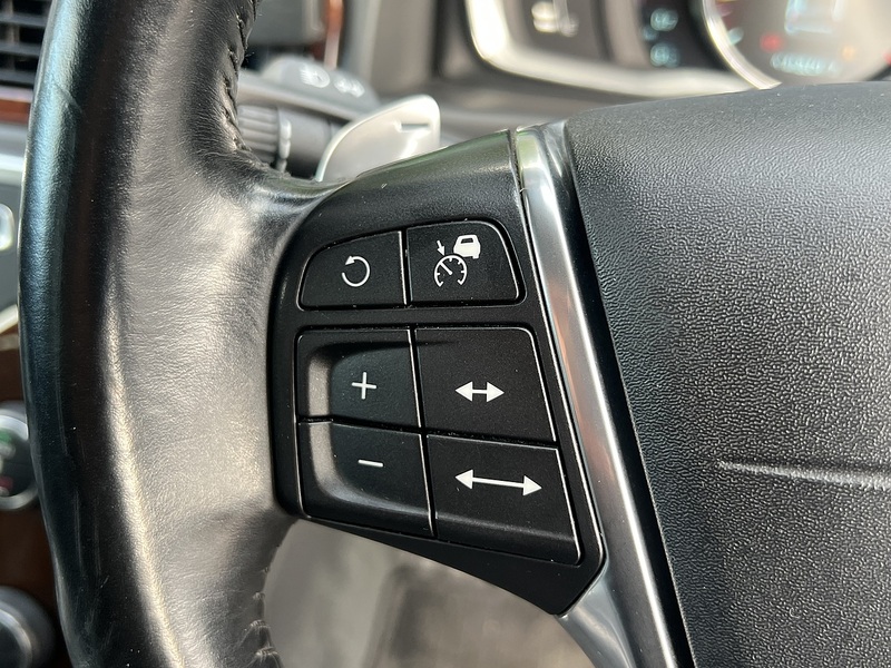 Volvo V70 T4 Se - U11680