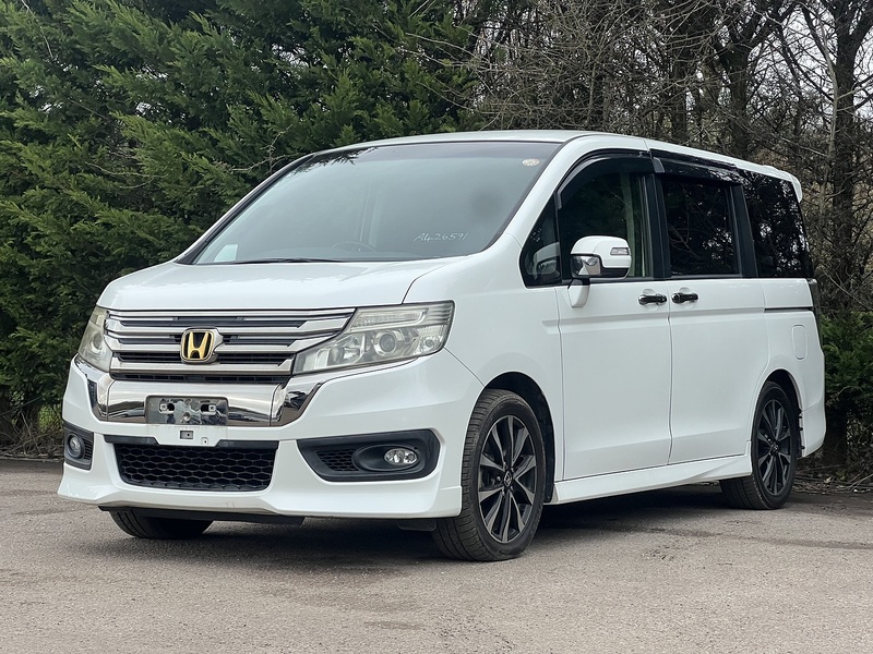 Honda Stepwagon Spada Z Cool Spirit - U11681