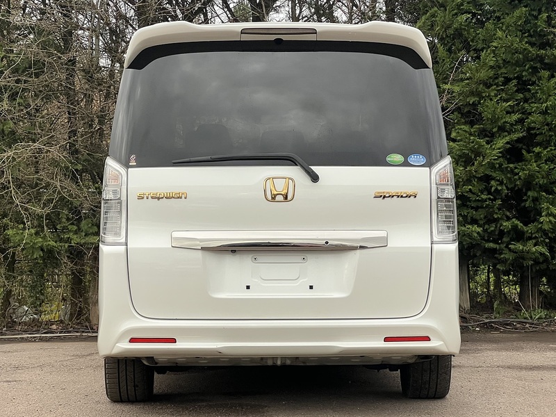 Honda Stepwagon Spada Z Cool Spirit - U11681