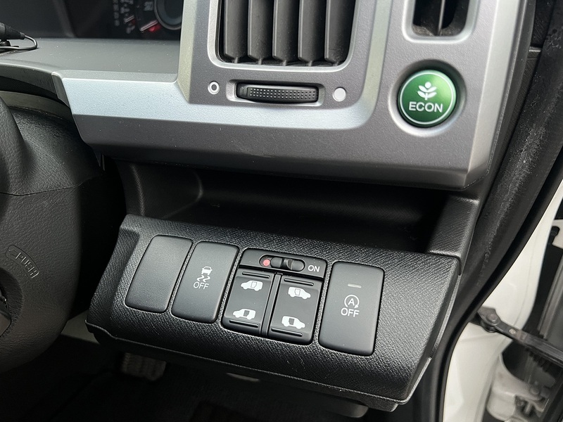 Honda Stepwagon Spada Z Cool Spirit - U11681