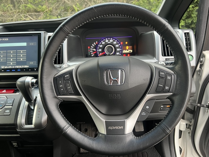 Honda Stepwagon Spada Z Cool Spirit - U11681