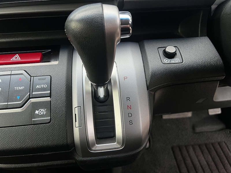 Honda Stepwagon Spada Z Cool Spirit - U11681