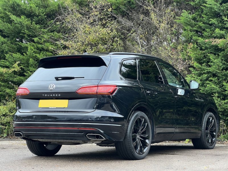 Volkswagen Touareg TDI V6 Black Edition - U11689