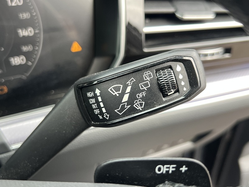 Volkswagen Touareg TDI V6 Black Edition - U11689