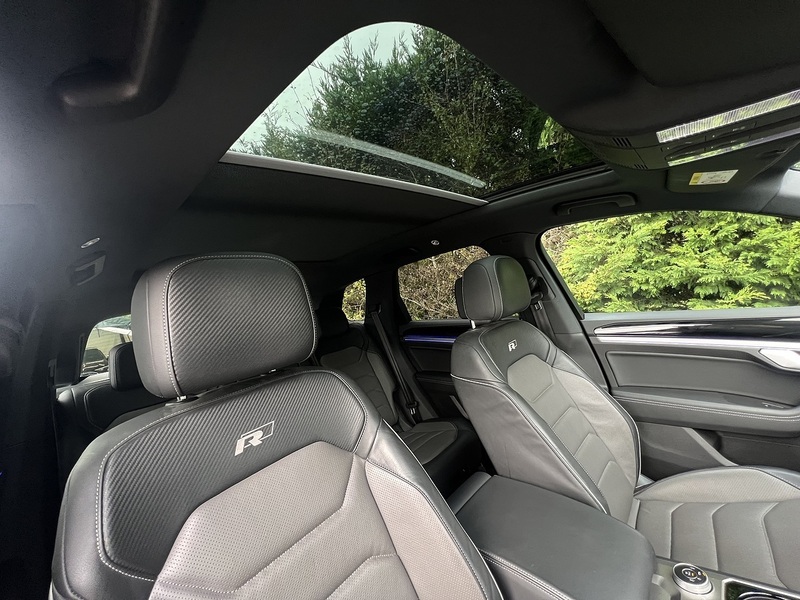 Volkswagen Touareg TDI V6 Black Edition - U11689